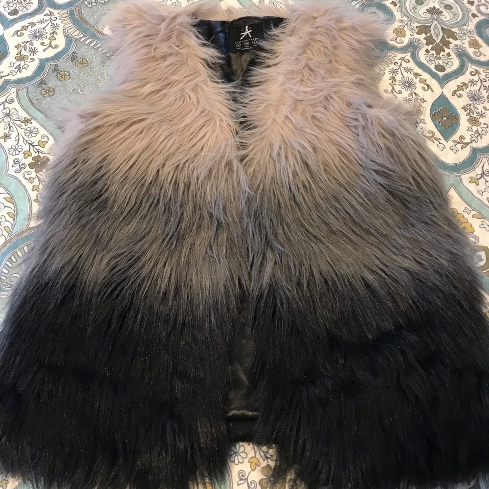 Ombré faux fur vest